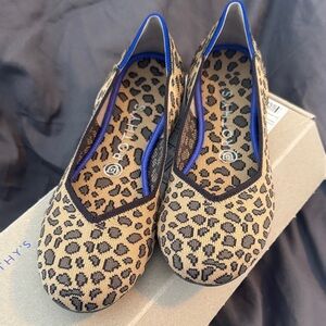 Rothy's Tan and Black Leopard Flats